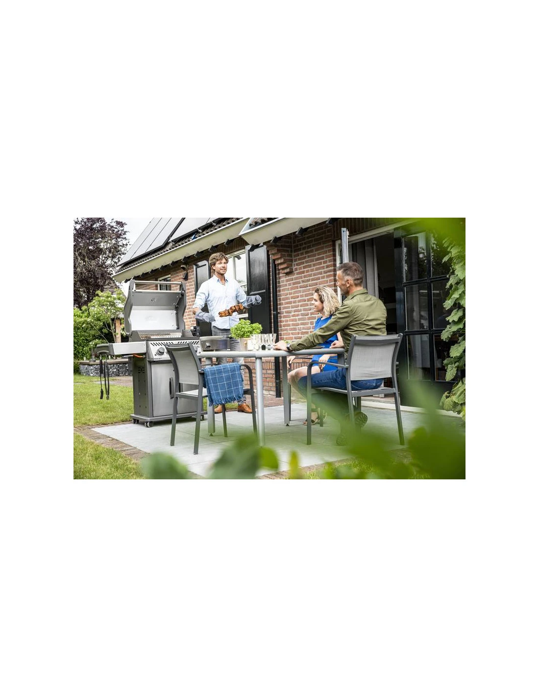 Barbecue à Gaz Napoleon ROGUE RSE 425 Inox 7 Barbecue à Gaz Napoleon ROGUE RSE 425 Inox – Image 5